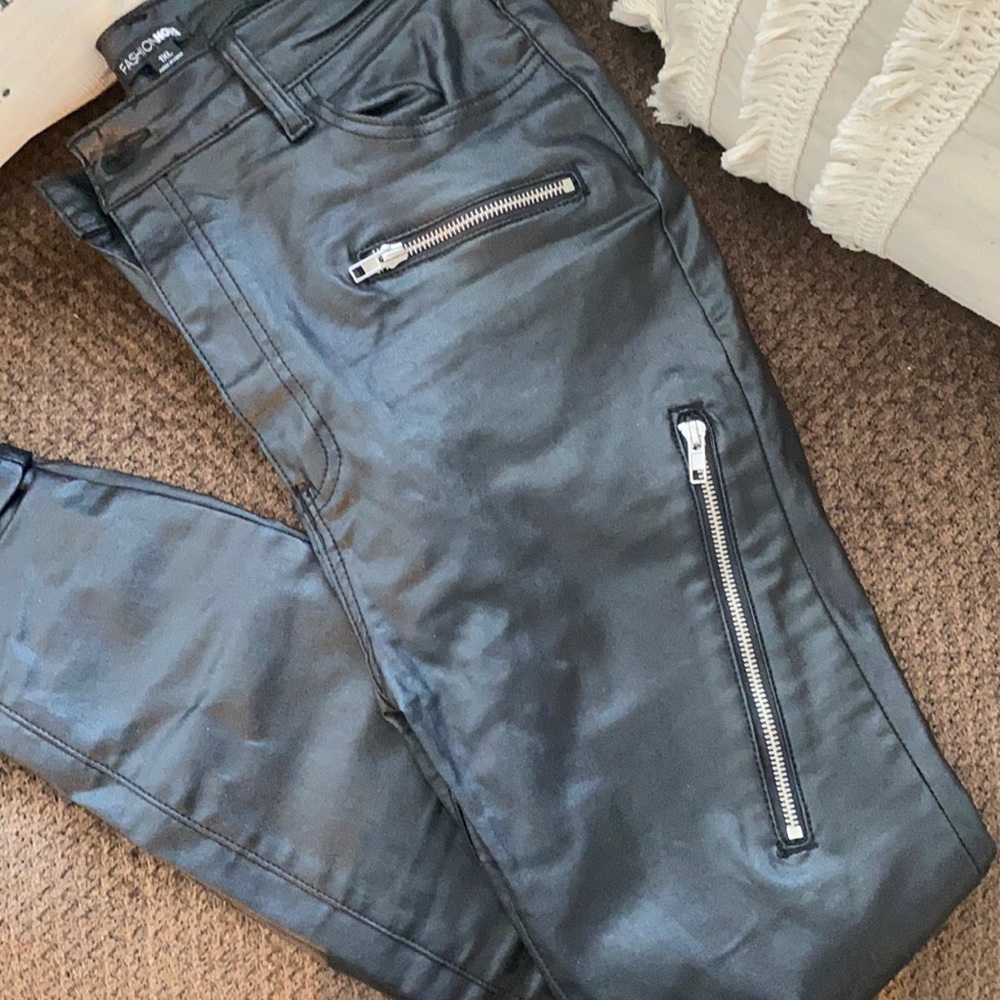 Black jeans with Zipper